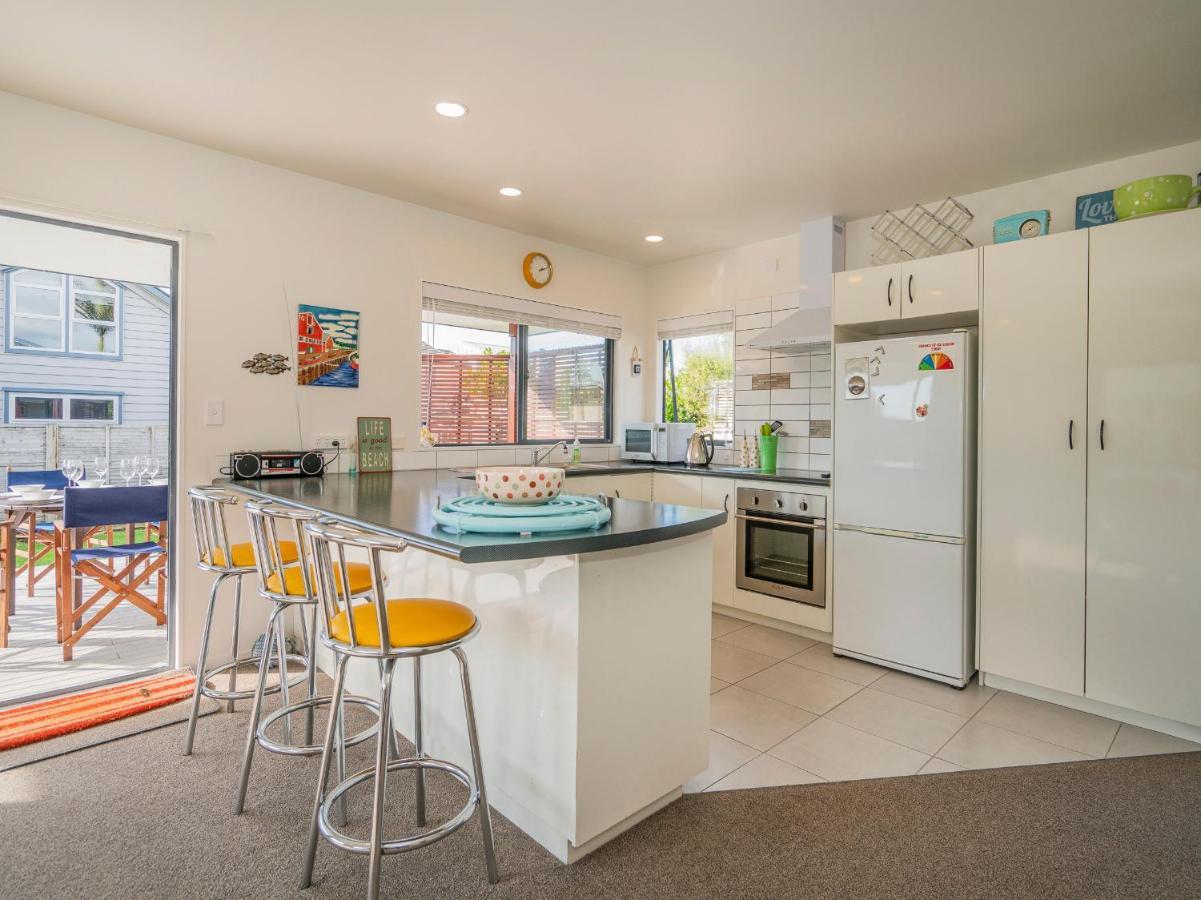 Sunlight Bach - Whitianga Holiday Home Exterior foto